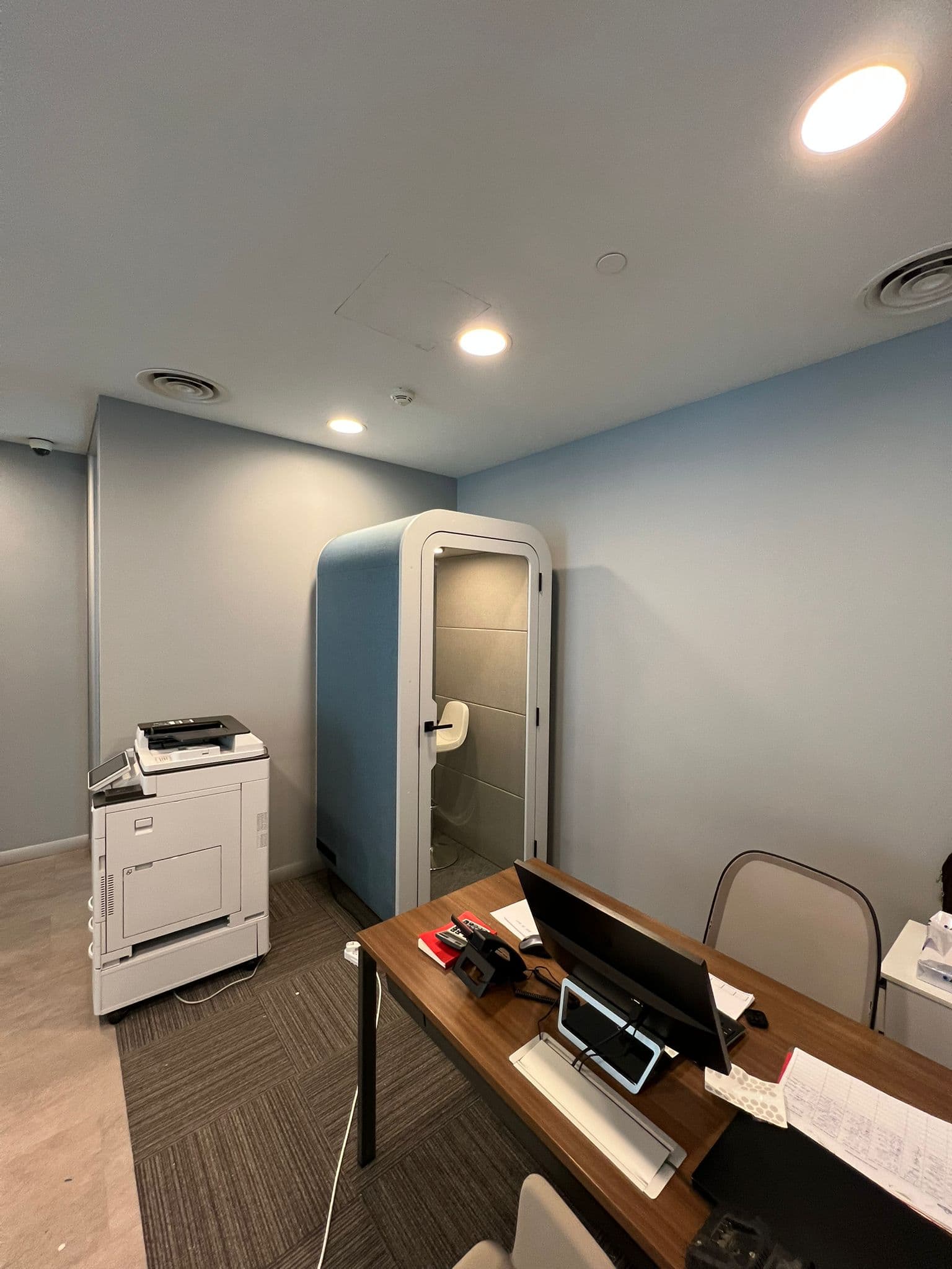 Real QAkustik installation photographed after completed fit-out