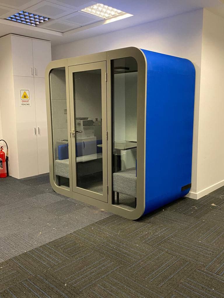 Real QAkustik installation photographed after completed fit-out