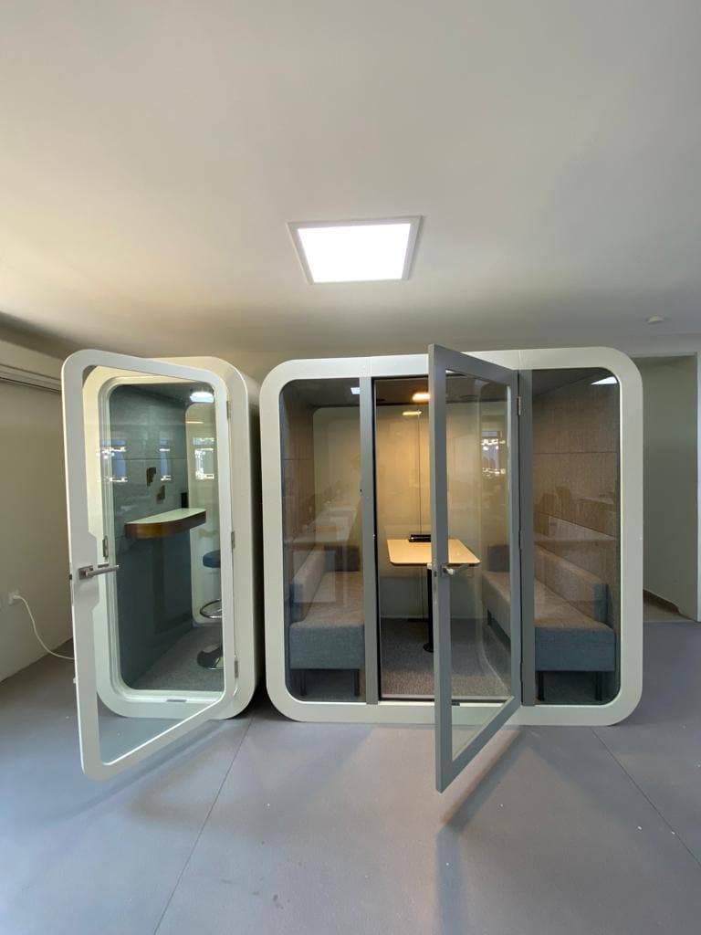 Real QAkustik installation photographed after completed fit-out