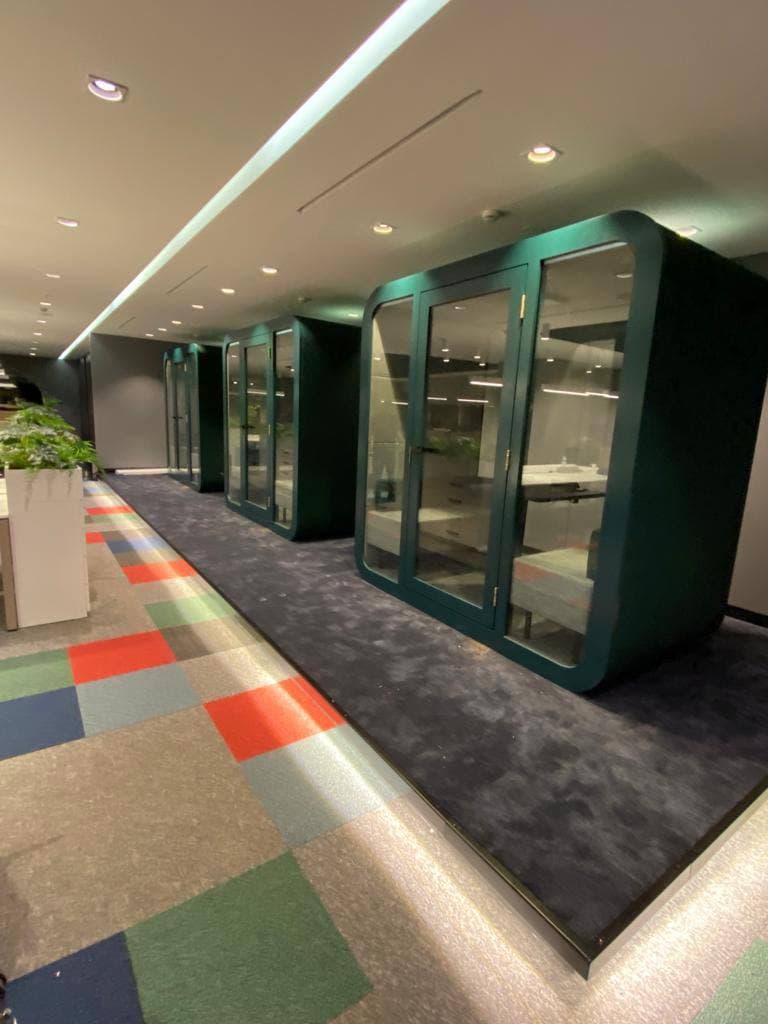 Real QAkustik installation photographed after completed fit-out