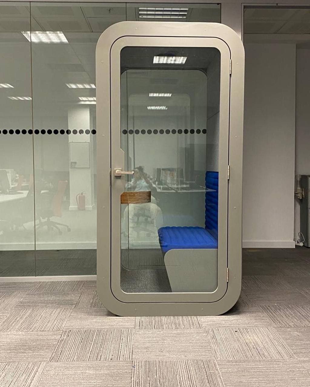 Real QAkustik project photographed inside an active office